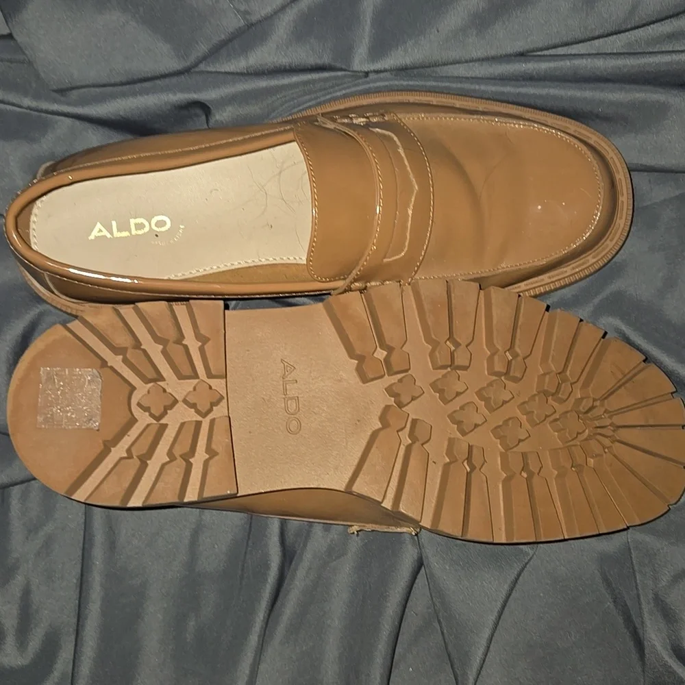 Aldo sleek loafers